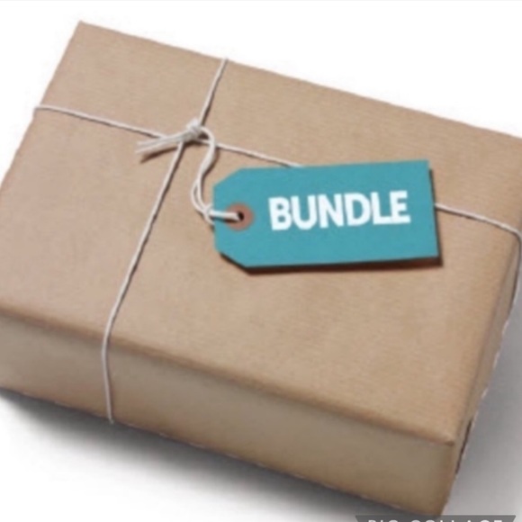 For Posh Shows Please Purchase an Additional Shipping Label for Bundles Over 5lb - Picture 2 of 3